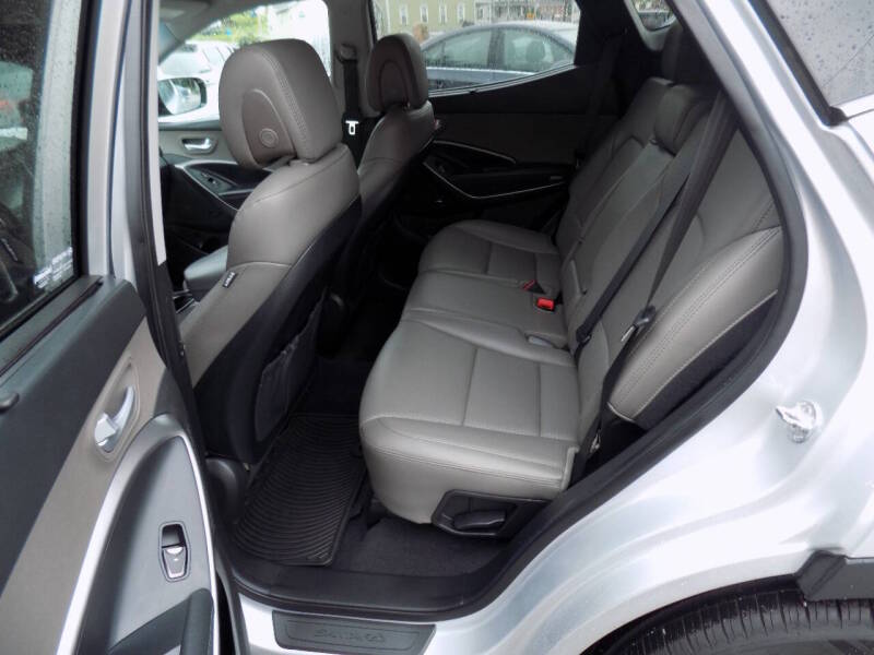 hyundai santa fe 2014 5XYZU3LA7EG176871 image hyundai santa fe 2014 5XYZU3LA7EG176871 image